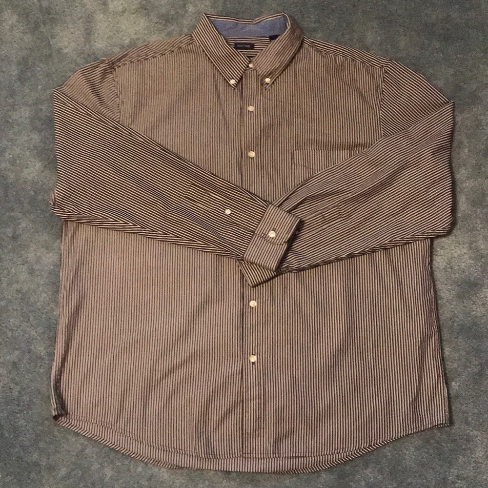 Chaps navy/white stripe dress shirt